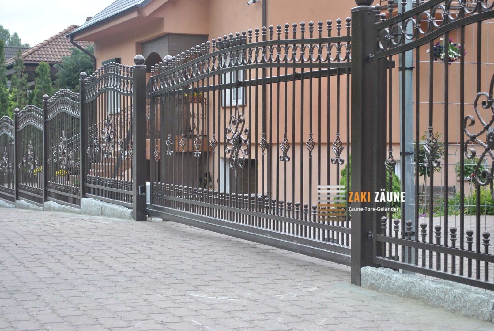 Hochwertige Tore für Ihr Zuhause von Zaki Zäune