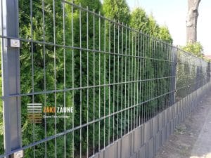 Stabile und zuverlässige Doppelstabmatten von Zaki Zäune