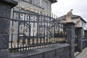 Schmiedezäune von Zaki Zäune - die ideale Wahl für Stil und Sicherheit