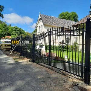 Zaki Zäune Schmiedezäune - langlebig und formschön