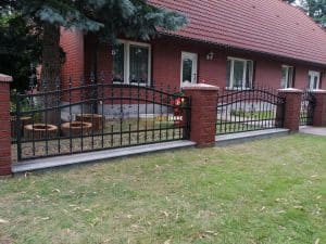 Exquisite Schmiedezäune von Zaki Zäune für Ihren Garten