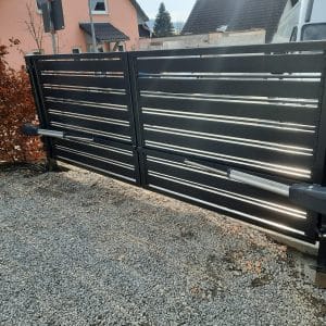 Individuelle und stilvolle Tore bei Zaki Zäune